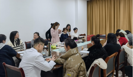 学院组织开展关爱职工健康中医义诊活动